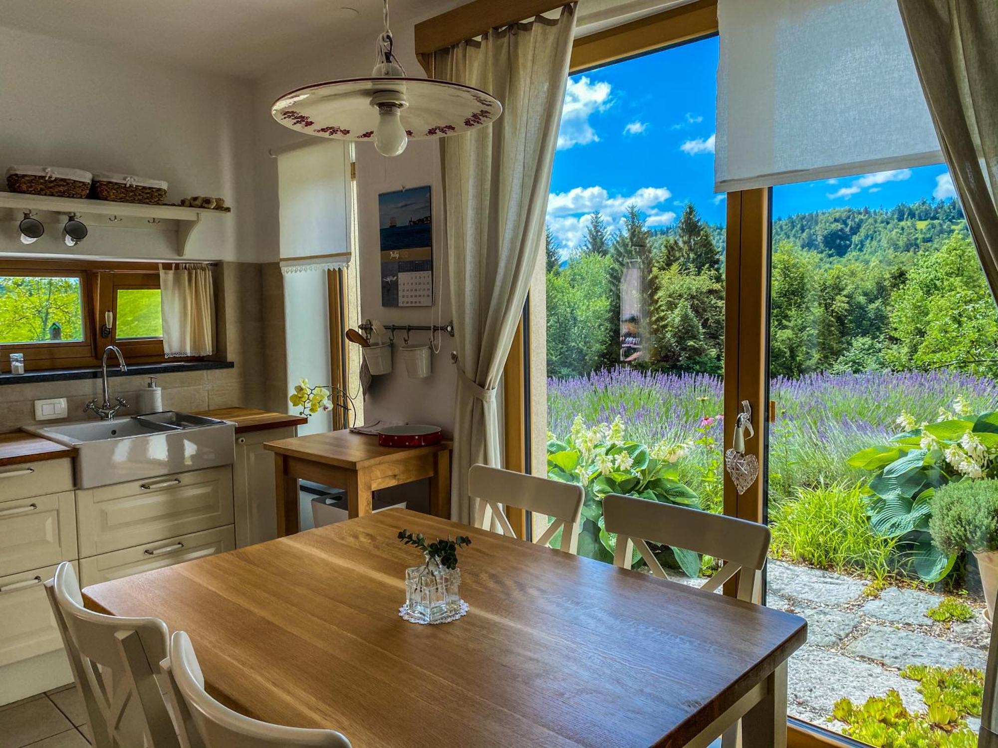 Na Kupcku Estate "Nature Reatreat & Wellness" Idrija Buitenkant foto